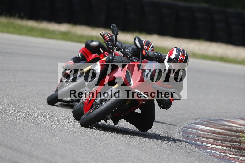 /27 12.06.2025 Ducati Schweiz Trackday Warmup  ADR/gruen-vert/ohne